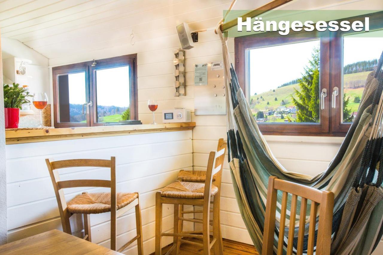 Wohlfuehl-Ferienwohnung 80 Qm, 8 Personen, Aussicht & Heimkino Тодтнау Екстериор снимка