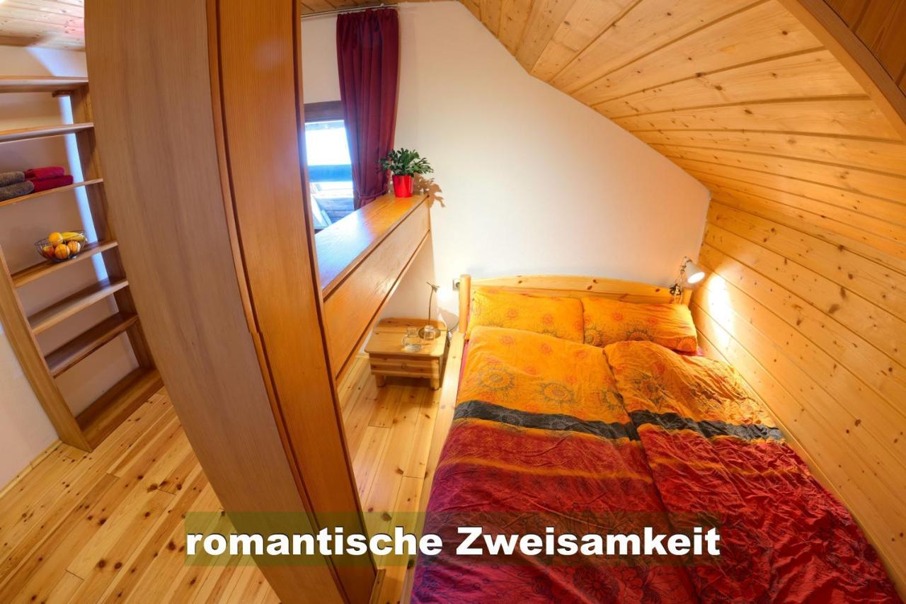 Wohlfuehl-Ferienwohnung 80 Qm, 8 Personen, Aussicht & Heimkino Тодтнау Екстериор снимка