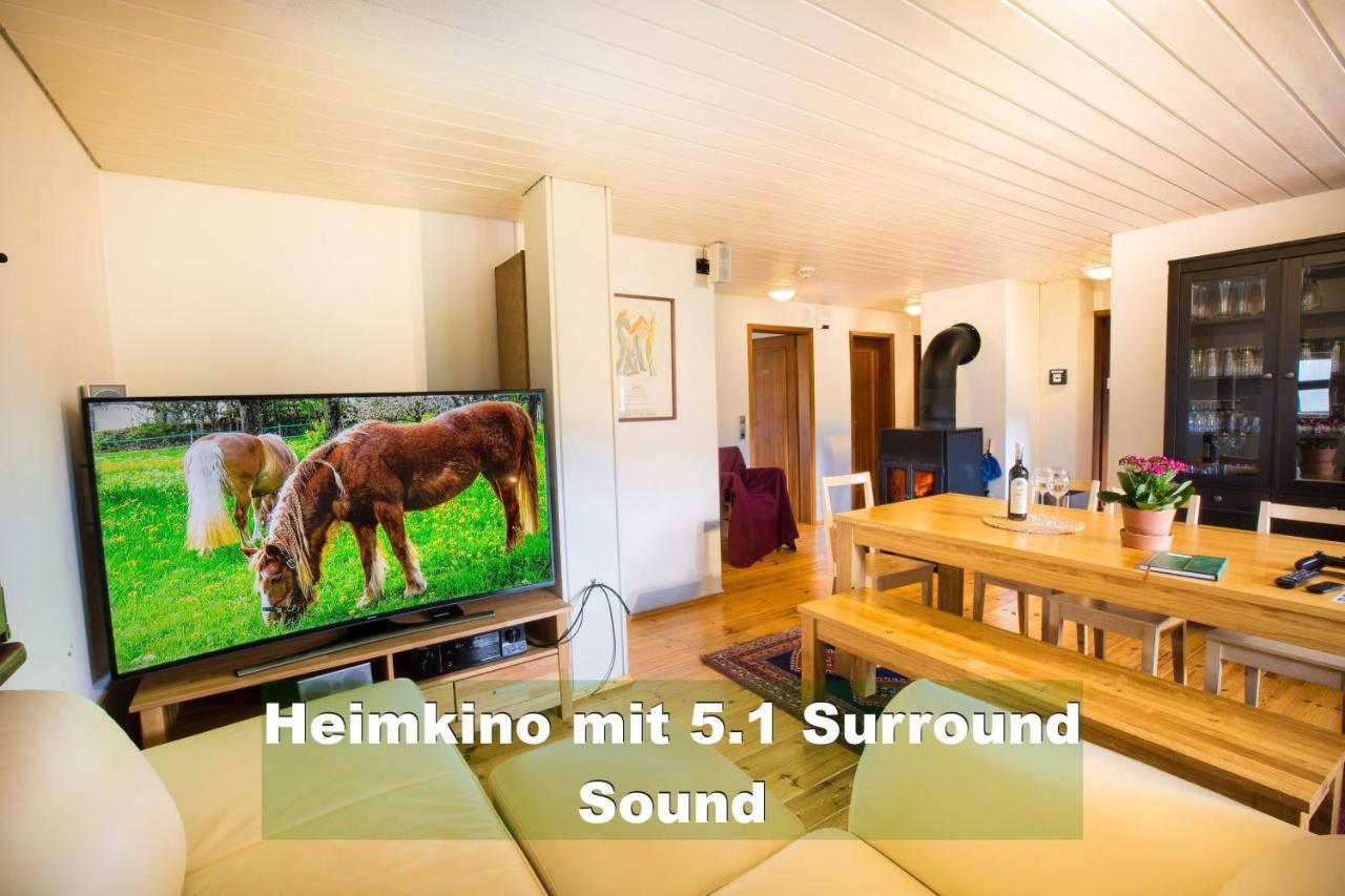 Wohlfuehl-Ferienwohnung 80 Qm, 8 Personen, Aussicht & Heimkino Тодтнау Екстериор снимка