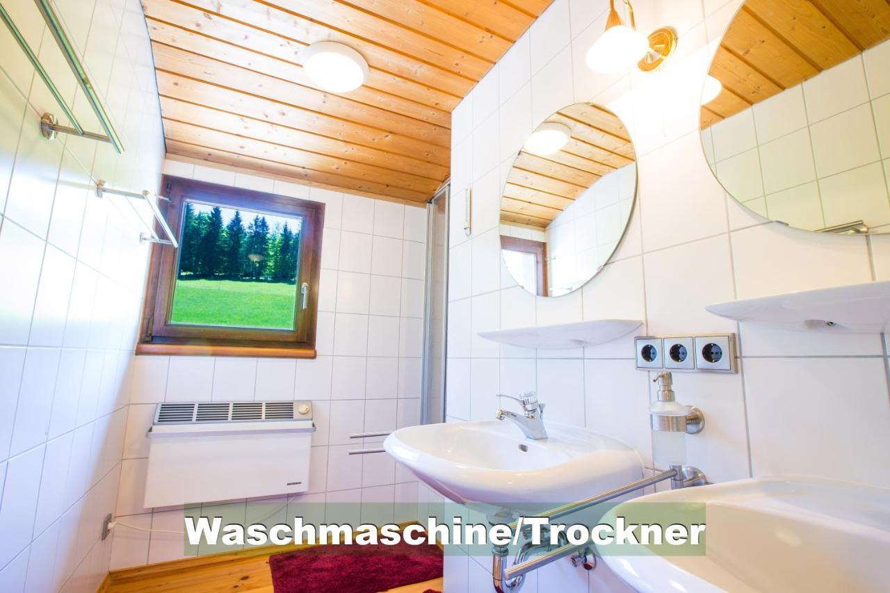 Wohlfuehl-Ferienwohnung 80 Qm, 8 Personen, Aussicht & Heimkino Тодтнау Екстериор снимка